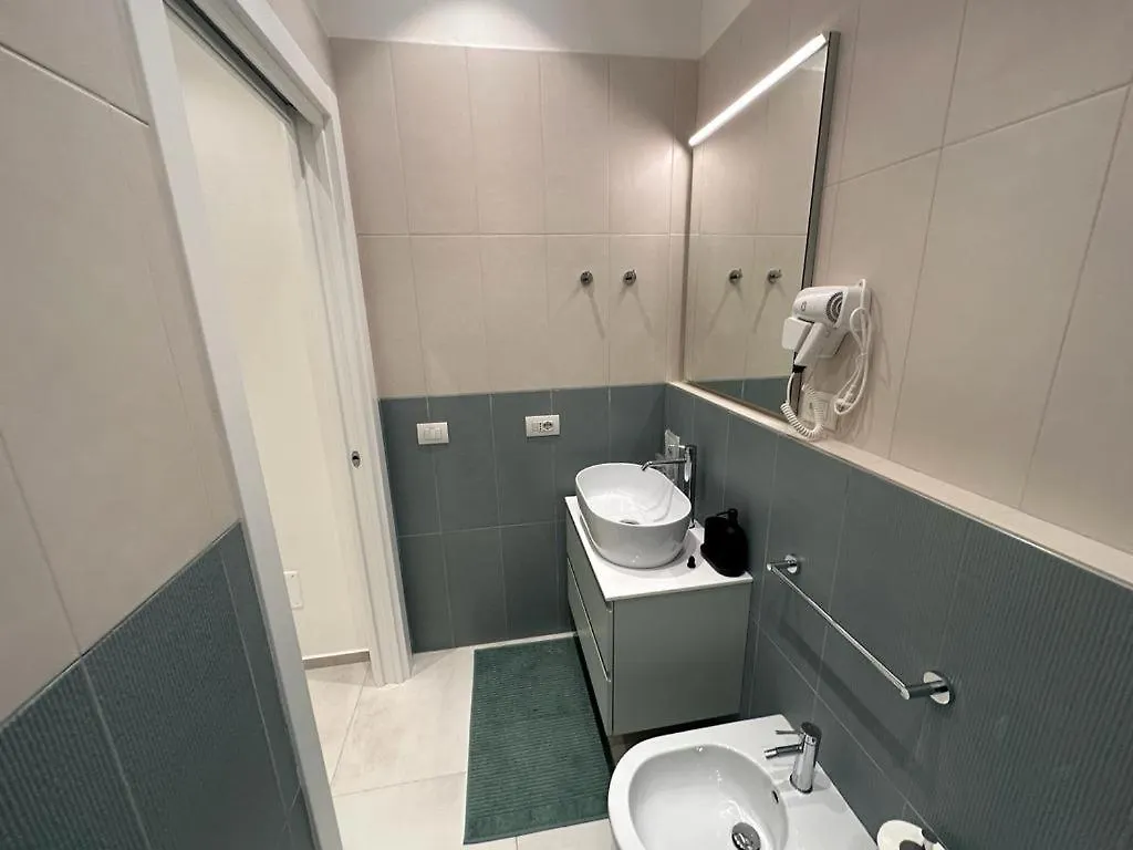 Hotel Di Passaggio Bari